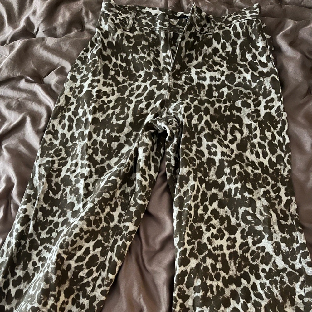 Sincerely Jules Cheetah Print jeans